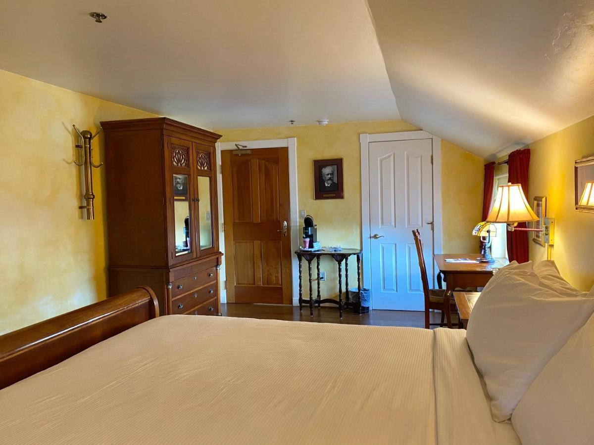 Excelsior 3* Eugene